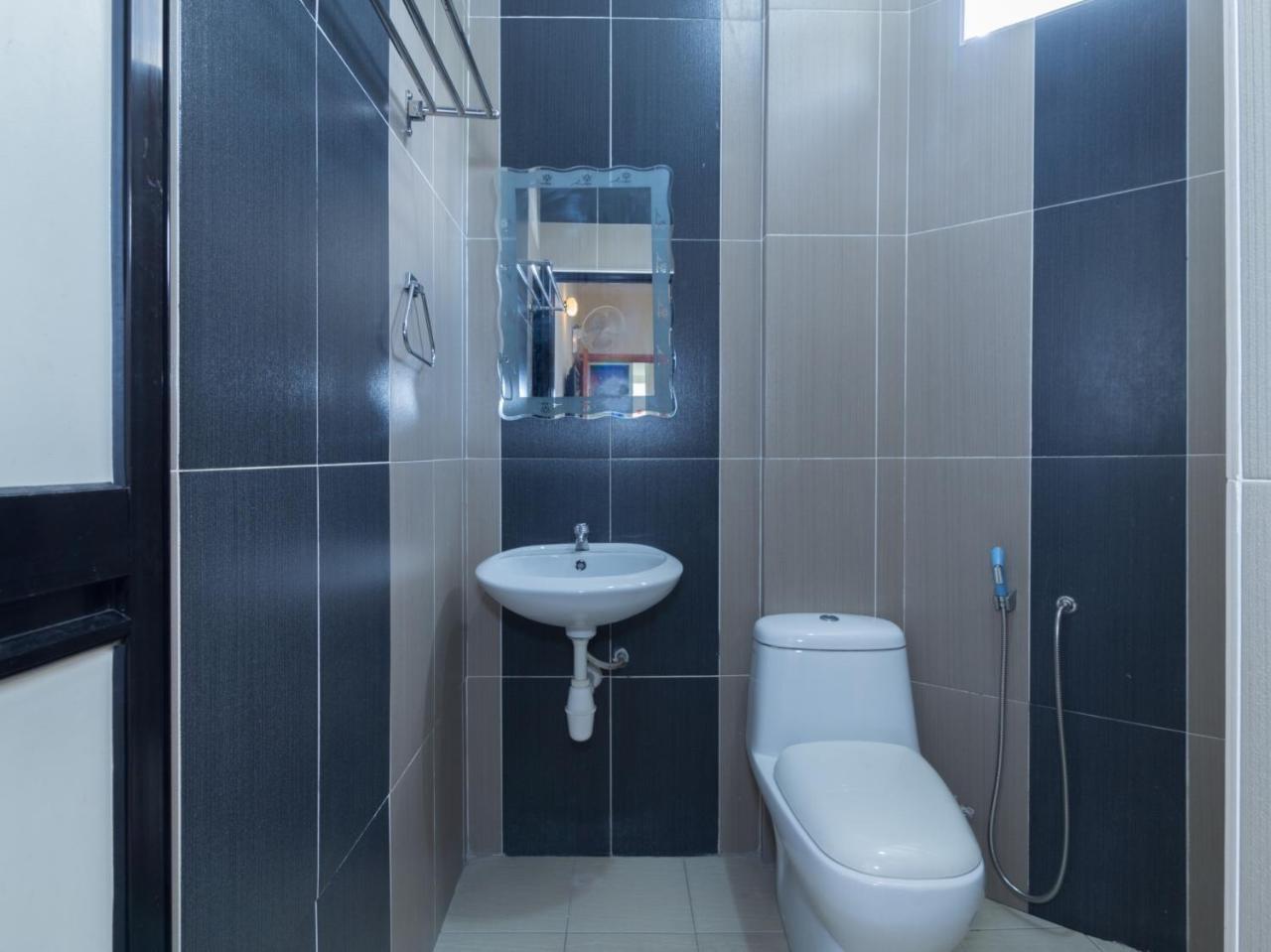 Oyo 424 Kk Inn Hotel Ampang  Exterior foto